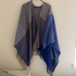UNIQLO shawl scarf
